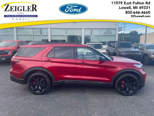 2023 Ford Explorer ST — photo 1 of 37