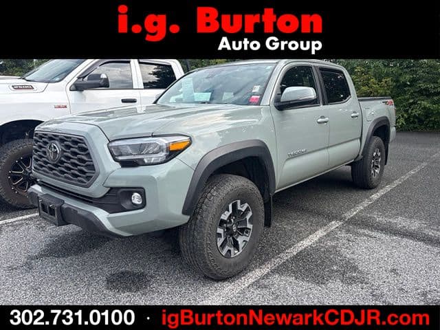 2023 Toyota Tacoma 4WD TRD Off Road — photo 1 of 10