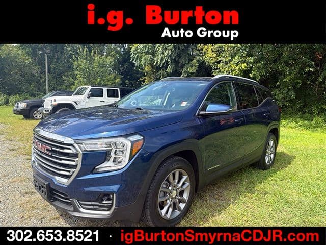 2022 GMC Terrain SLT — photo 1 of 18