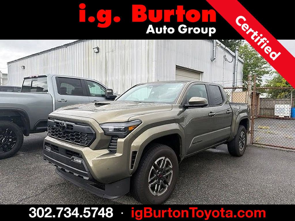 2026 Toyota Tacoma 4WD TRD Sport — photo 1 of 8