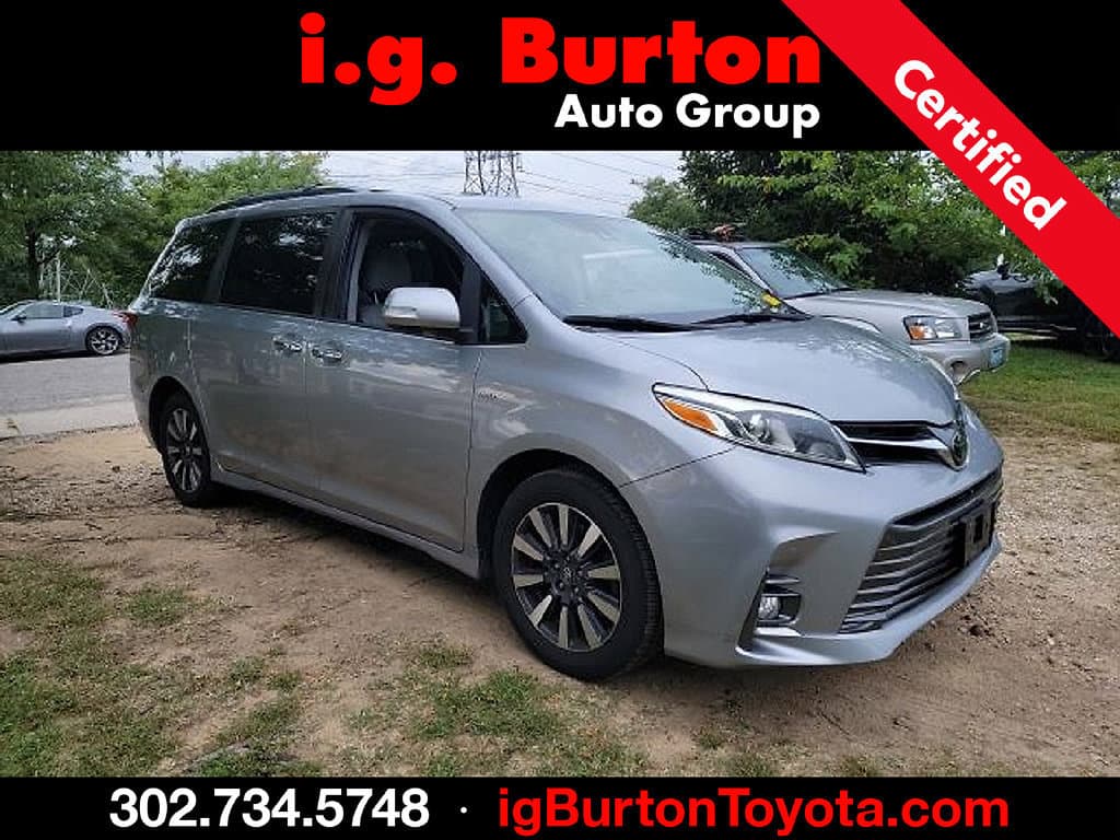 2018 Toyota Sienna Limited Premium — photo 1 of 20