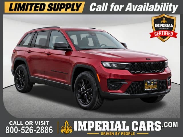 2025 Jeep Grand Cherokee Laredo — photo 1 of 13