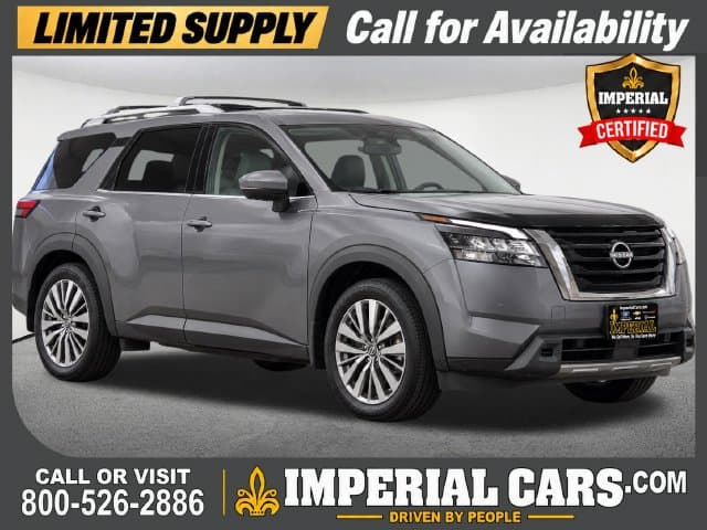 2024 Nissan Pathfinder SL — photo 1 of 13