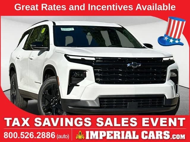 2027 Chevrolet Traverse LT — photo 1 of 42