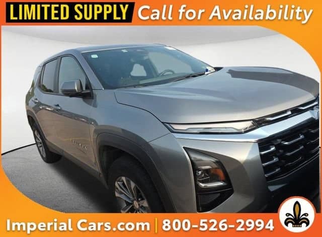 2025 Chevrolet Equinox LT — photo 1 of 9