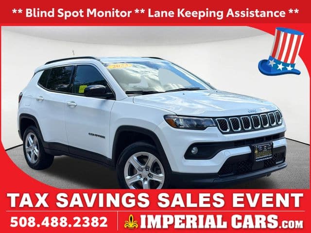 2023 Jeep Compass Latitude — photo 1 of 34