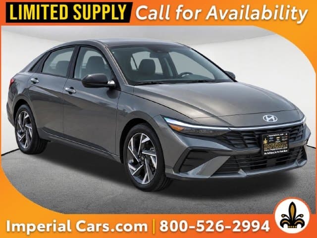 2025 Hyundai Elantra SEL Sport — photo 1 of 13