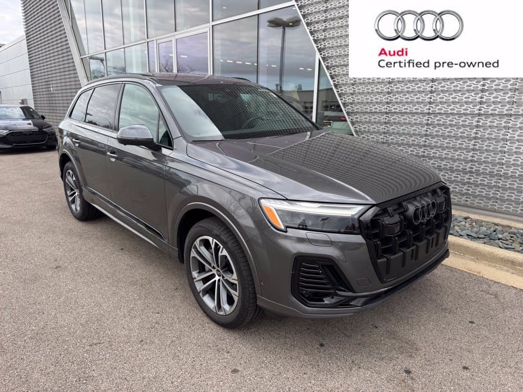 2026 Audi Q7 Base — photo 1 of 18