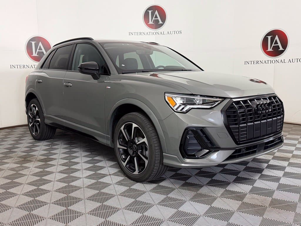 2025 Audi Q3 Premium Plus — photo 1 of 41