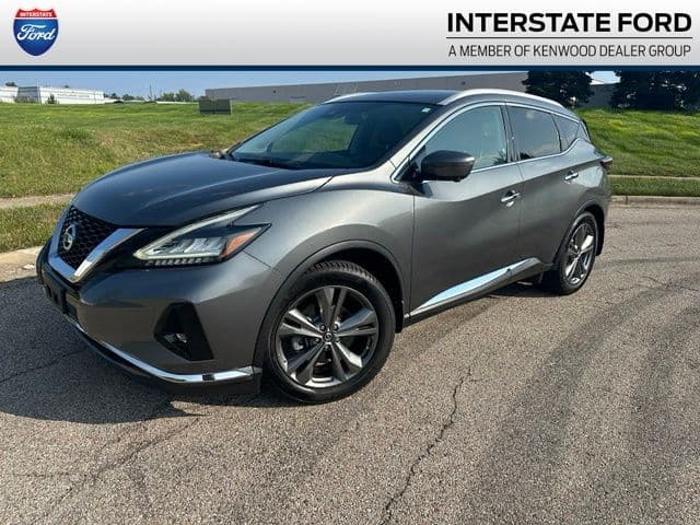 2019 Nissan Murano Platinum — photo 1 of 5