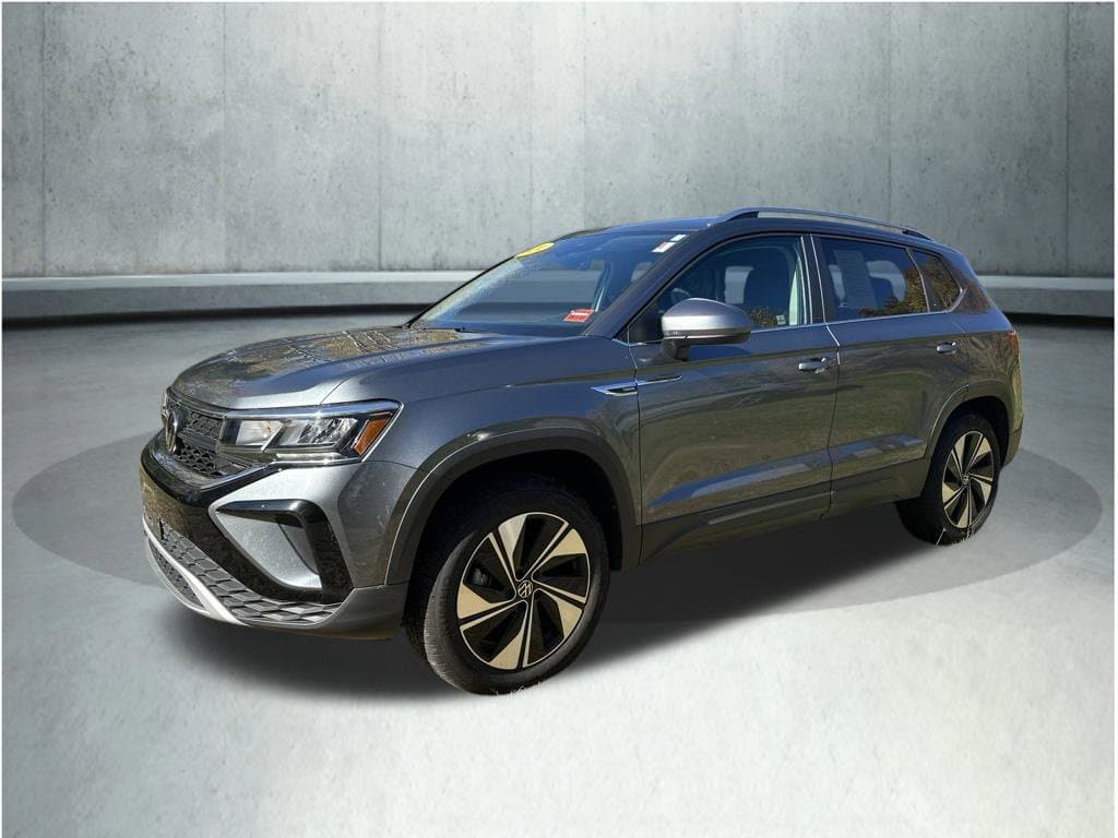 2024 Volkswagen Taos Base — photo 1 of 7