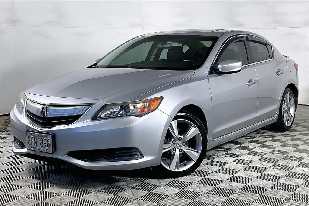 2015 Acura ILX Base — photo 1 of 33