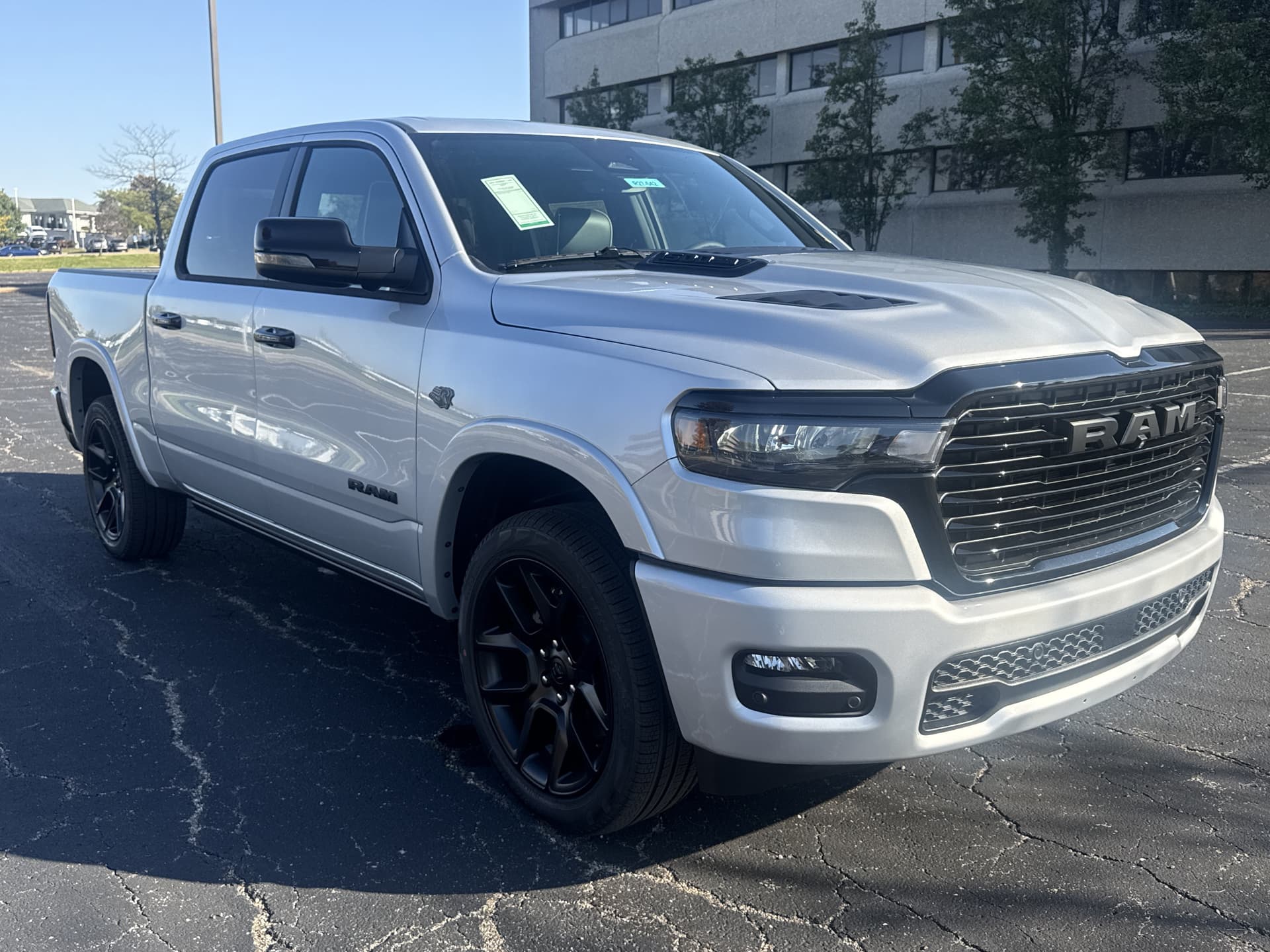 2027 RAM 1500 Laramie — photo 1 of 19