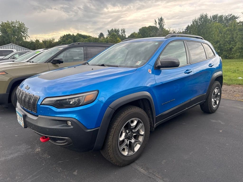 2019 Jeep Cherokee Trailhawk — photo 1 of 5