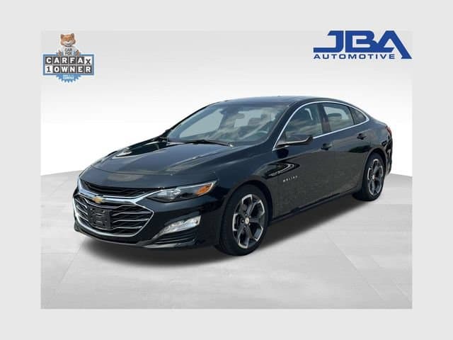 2023 Chevrolet Malibu LT — photo 1 of 7
