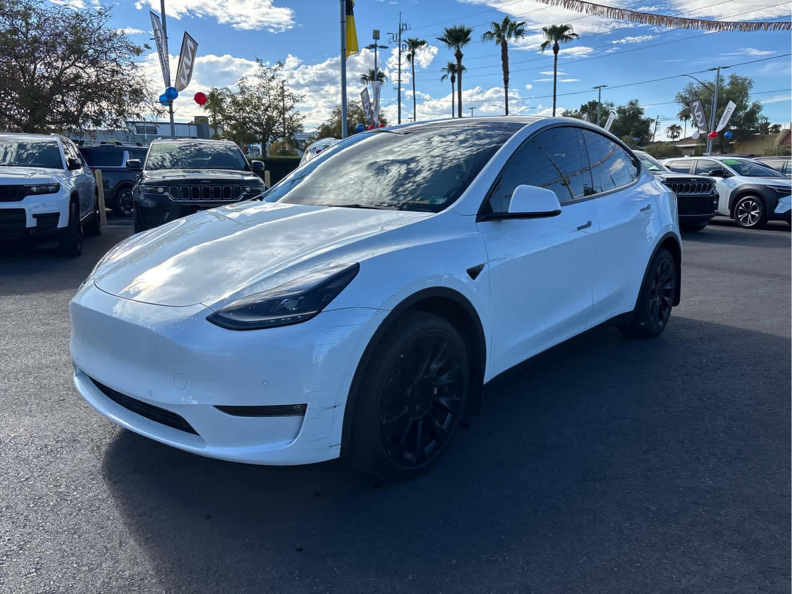 2022 Tesla Model Y Long Range — photo 1 of 13