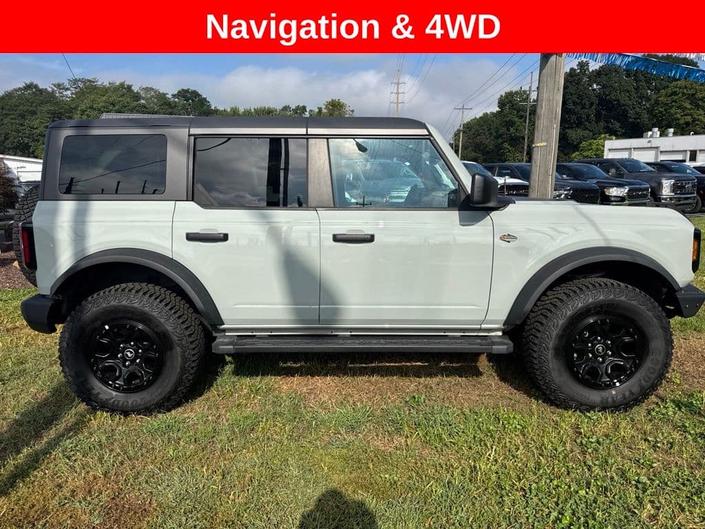 2024 Ford Bronco Wildtrak — photo 1 of 21