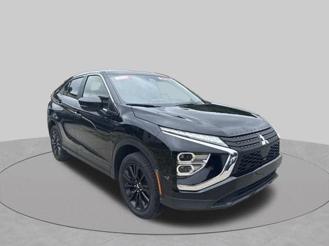 2024 Mitsubishi Eclipse Cross Base — photo 1 of 26