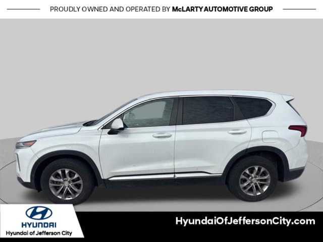 2019 Hyundai Santa Fe SE — photo 1 of 15