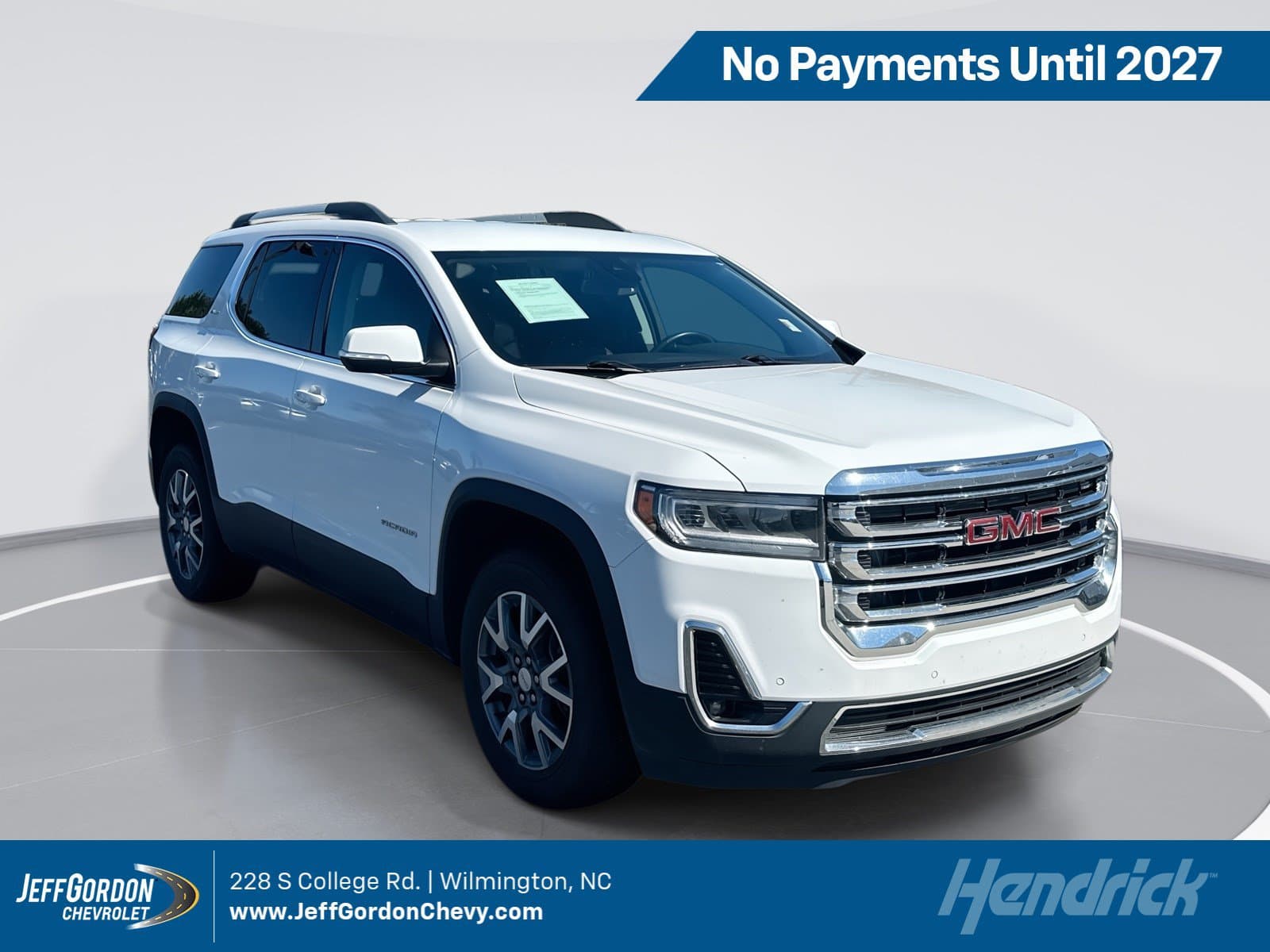 2023 GMC Acadia SLT — photo 1 of 11