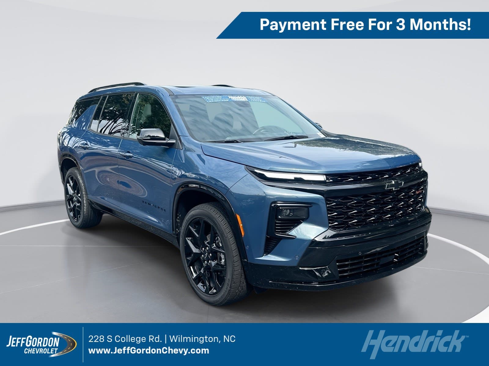 2024 Chevrolet Traverse RS — photo 1 of 72
