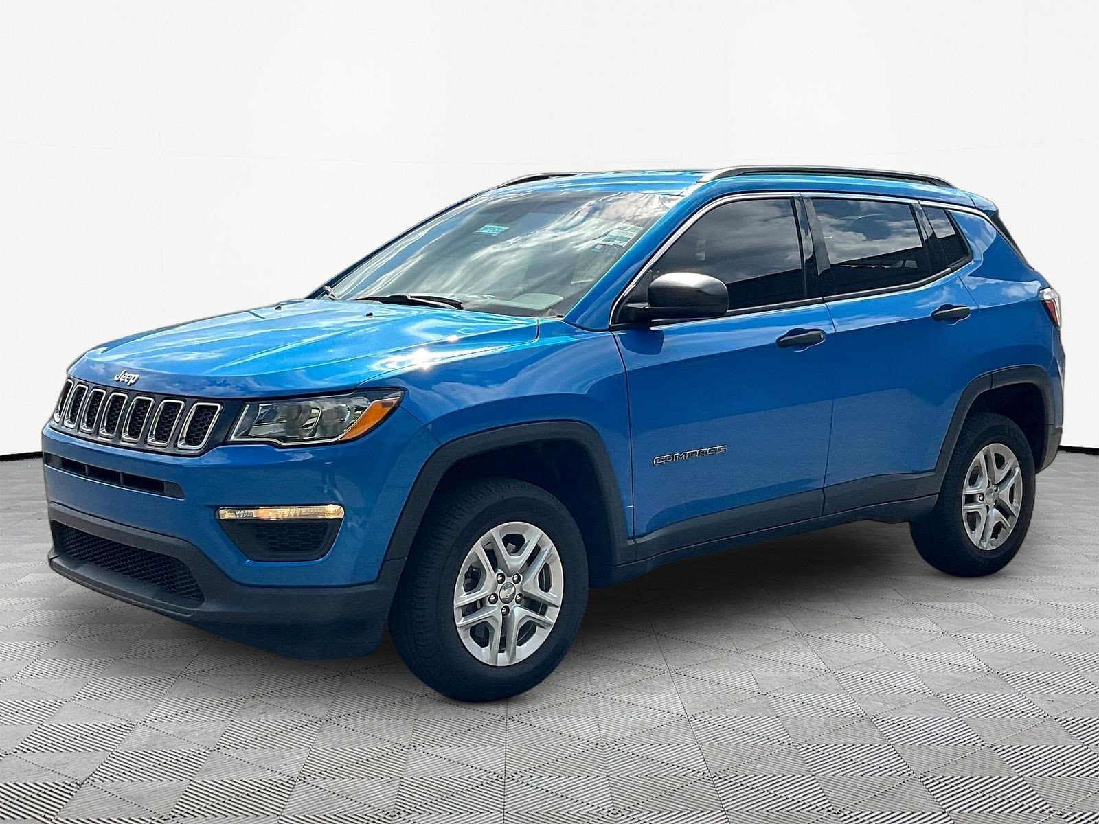 2021 Jeep Compass Sport 4x4 — photo 1 of 37