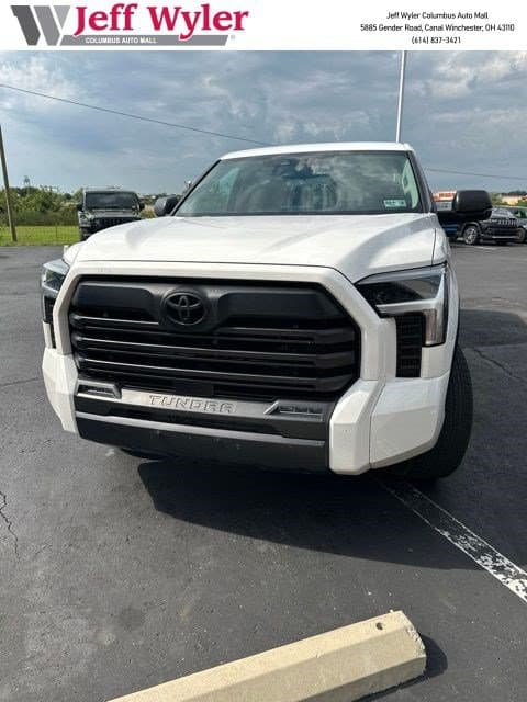 2023 Toyota Tundra 4WD SR5 CrewMax 5.5 Bed — photo 1 of 21