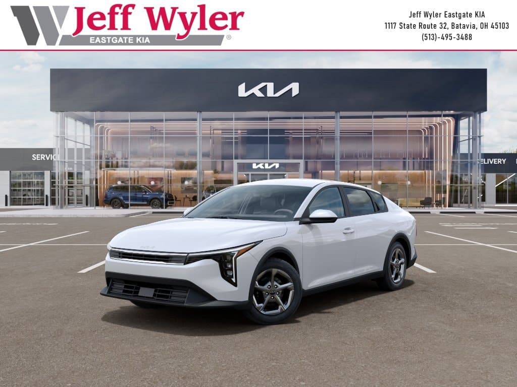 2026 Kia K4 LXS — photo 1 of 30