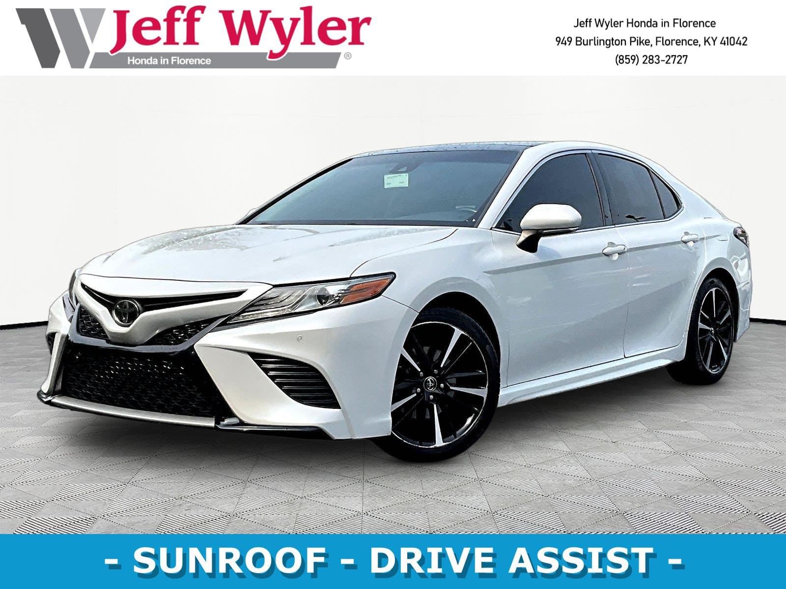 2018 Toyota Camry XSE — photo 1 of 41