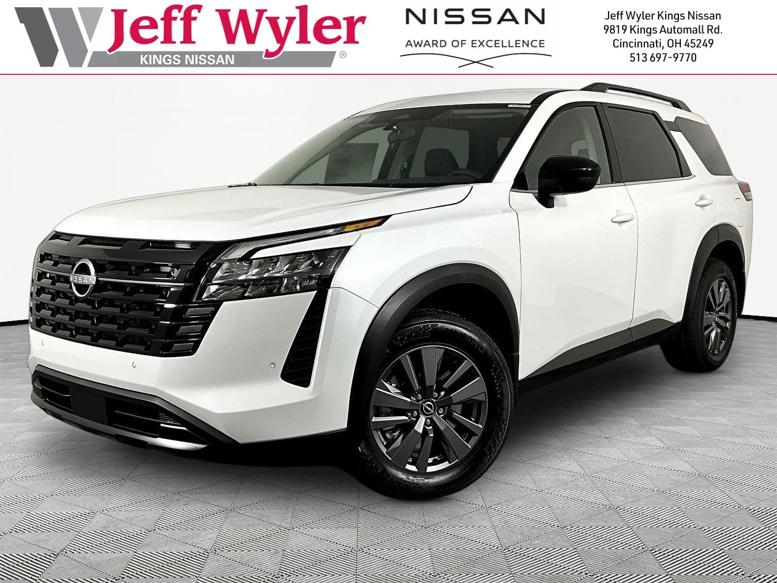 2026 Nissan Pathfinder SV — photo 1 of 14