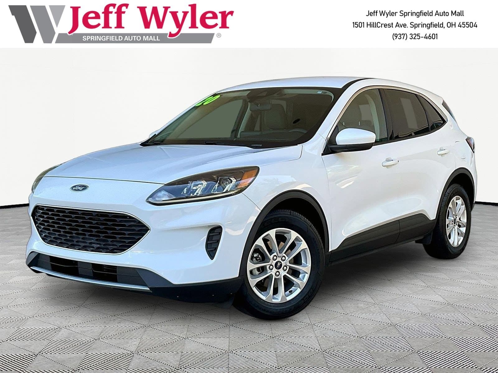 2020 Ford Escape SE FWD — photo 1 of 37