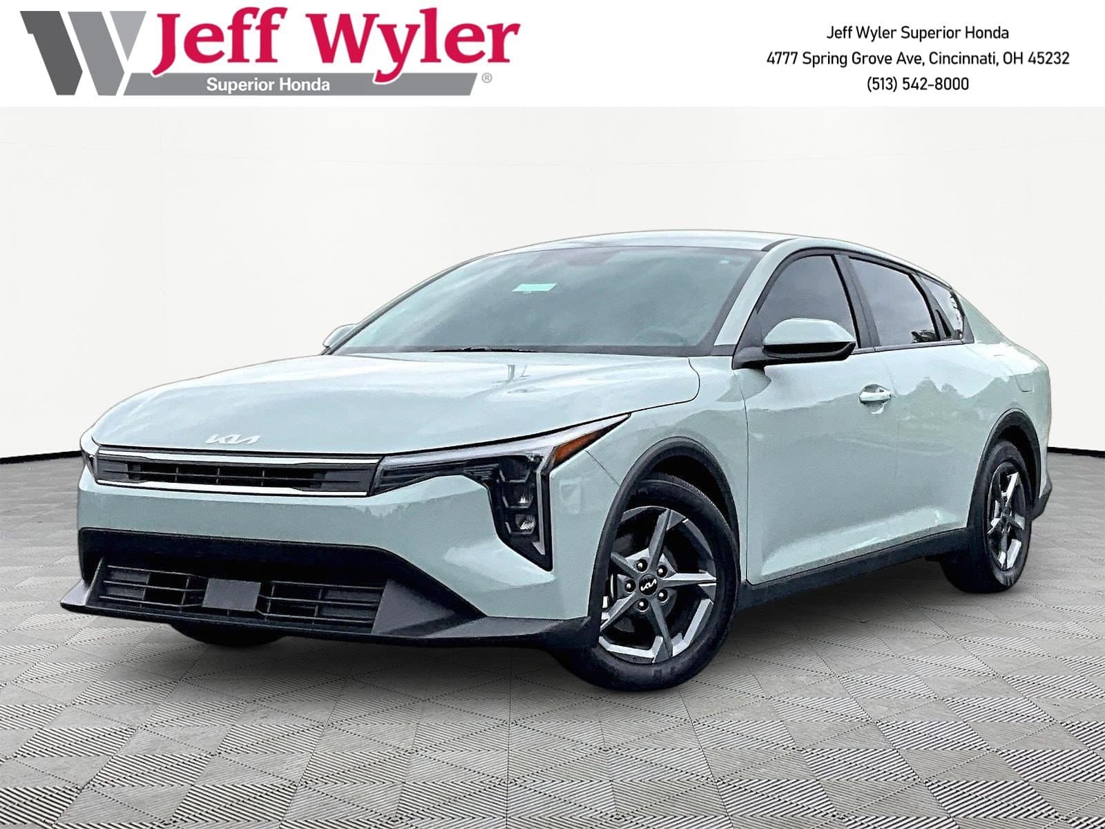 2025 Kia K4 LXS — photo 1 of 36