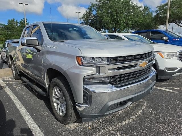 2019 Chevrolet Silverado 1500 LT — photo 1 of 11