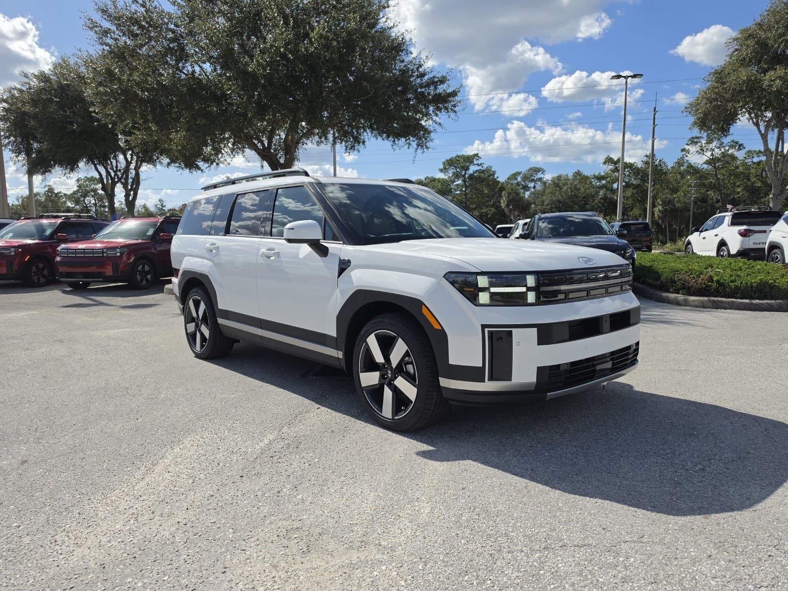 2027 Hyundai Santa Fe Hybrid Limited 6P — photo 1 of 41