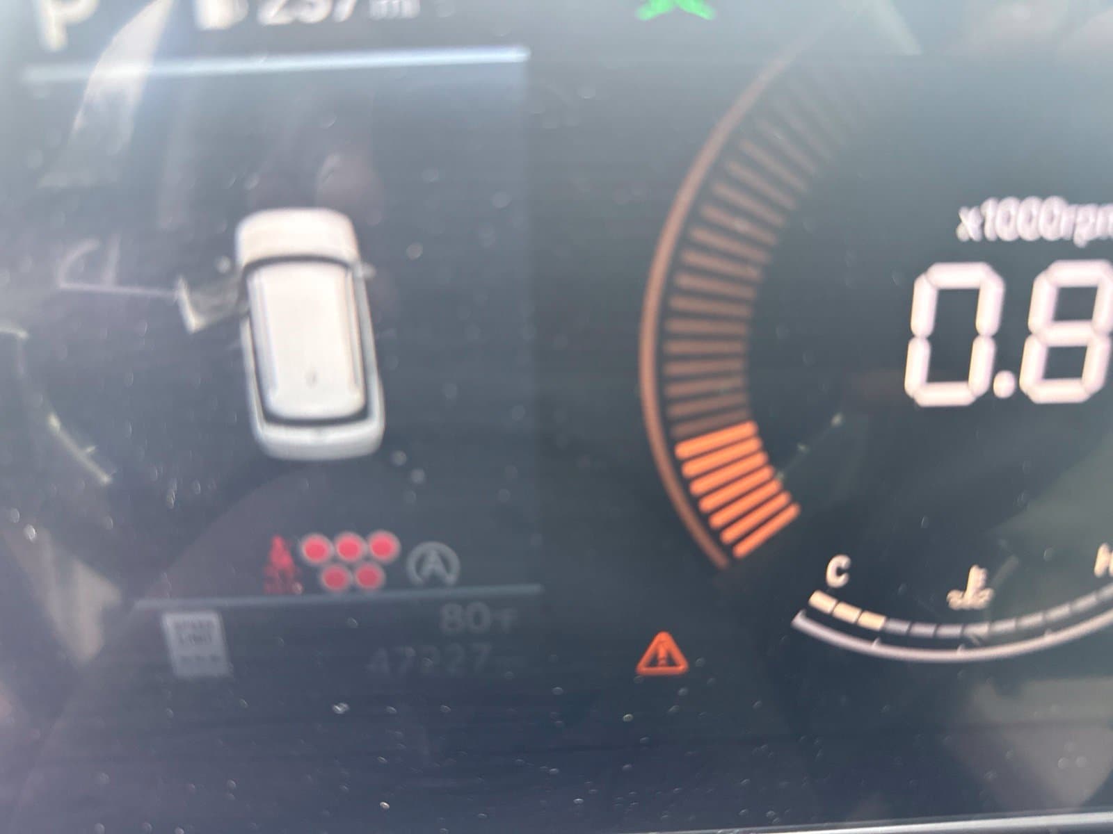 2025 Hyundai Santa Fe SE — photo 1 of 18