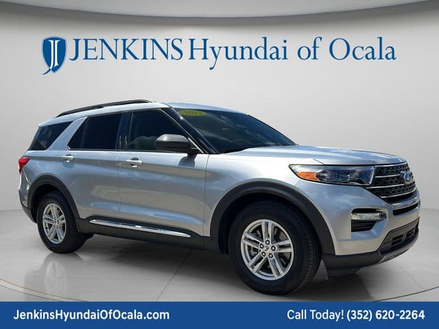 2023 Ford Explorer XLT — photo 1 of 36