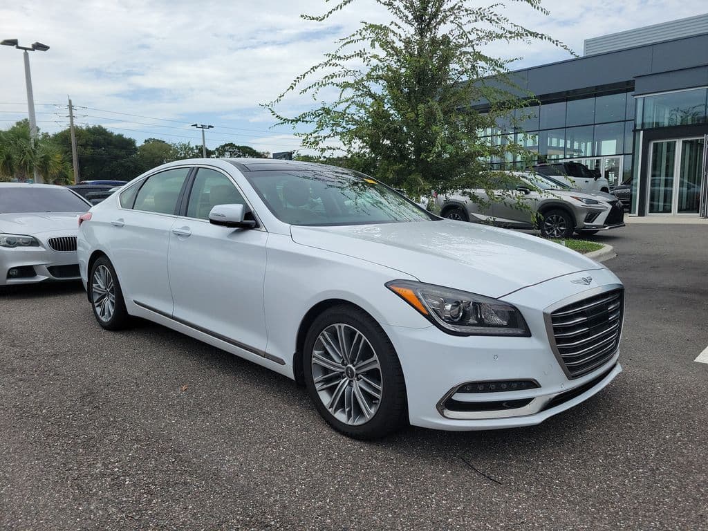 2018 Genesis G80 Base — photo 1 of 10