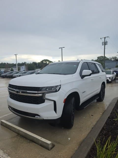 2023 Chevrolet Tahoe LS — photo 1 of 4
