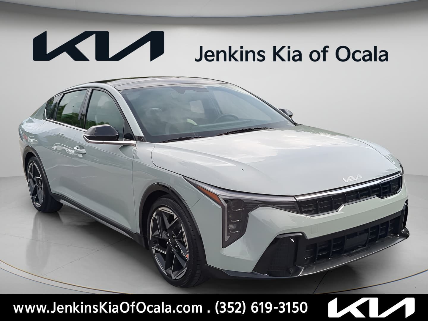 2025 Kia K4 GT-Line — photo 1 of 34