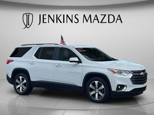 2020 Chevrolet Traverse Base — photo 1 of 24