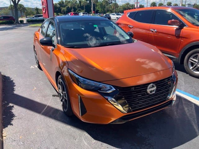 2024 Nissan Sentra SR — photo 1 of 2