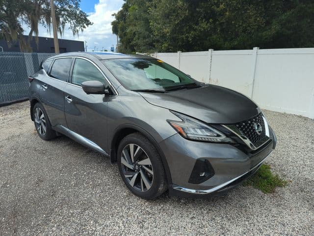 2022 Nissan Murano SL — photo 1 of 15