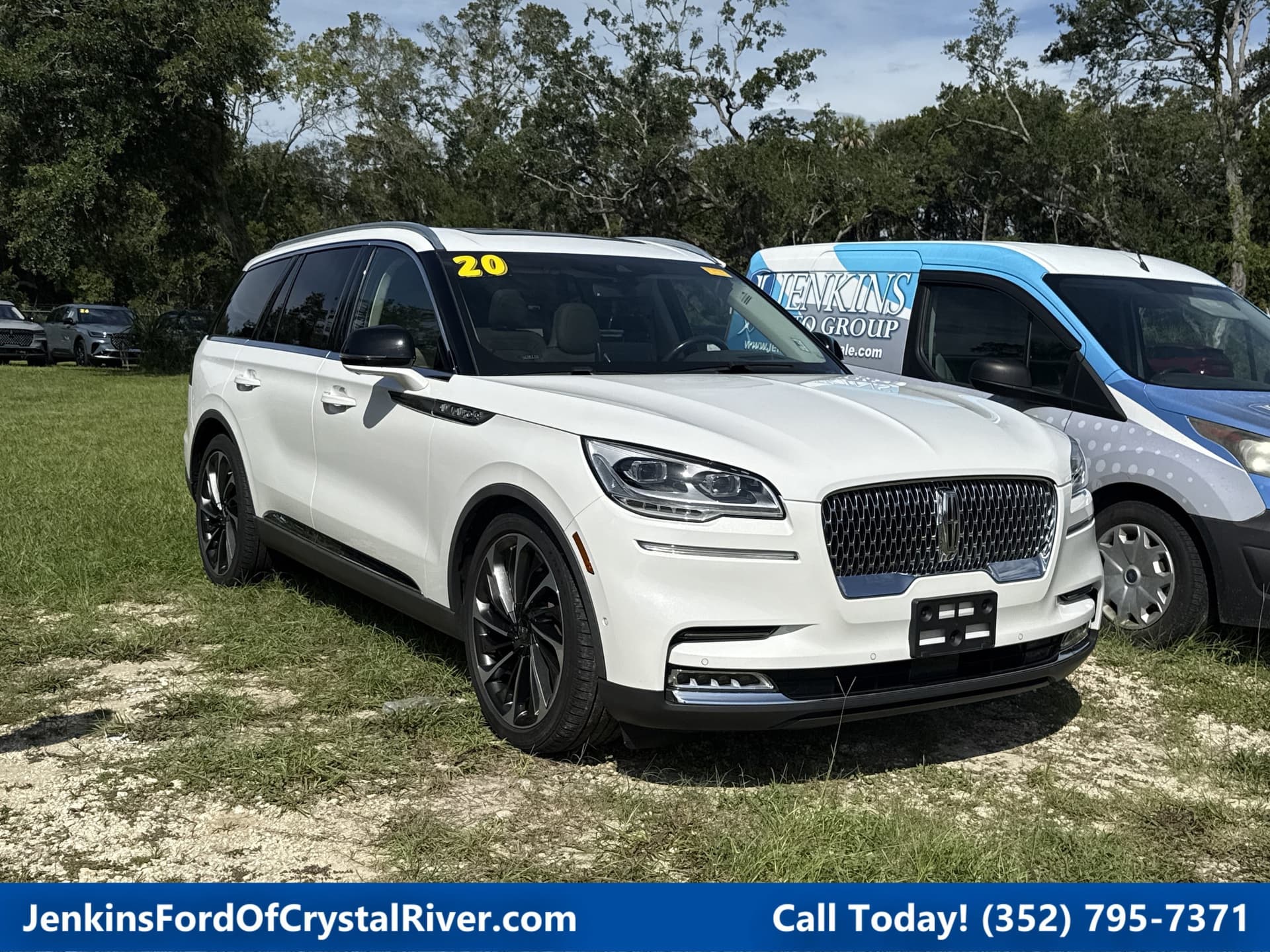 2020 Lincoln Aviator Reserve — photo 1 of 14
