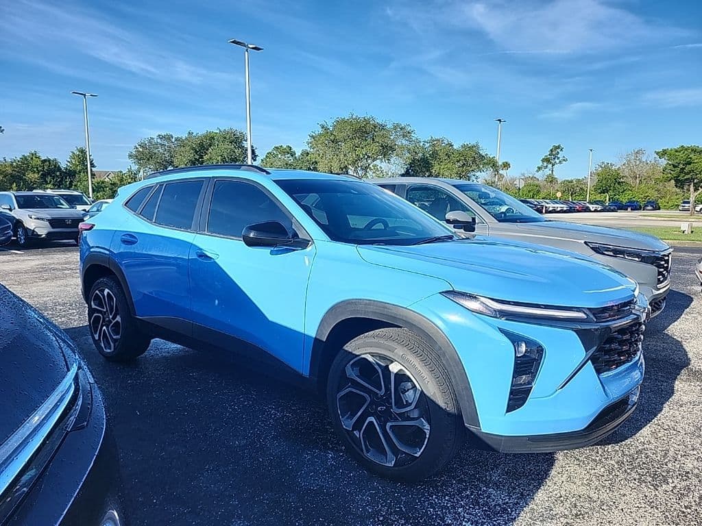 2024 Chevrolet Trax 2RS — photo 1 of 8