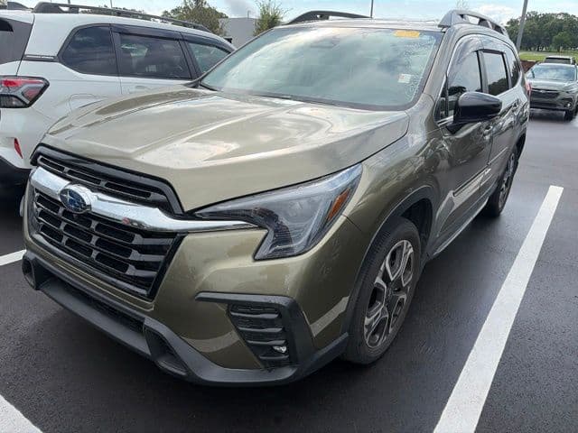 2024 Subaru Ascent Limited — photo 1 of 6