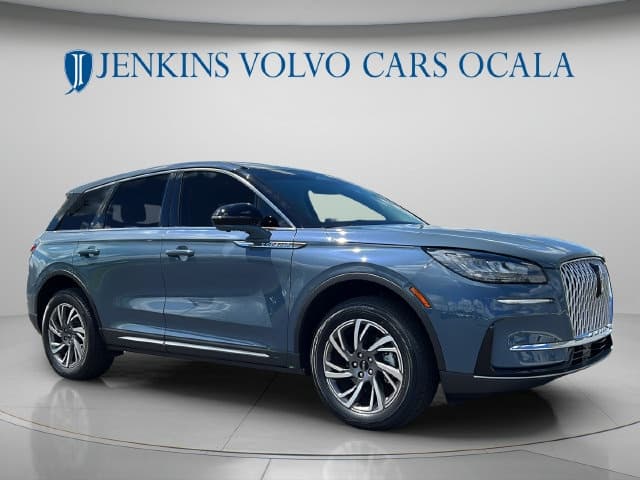2024 Lincoln Corsair Premiere — photo 1 of 28