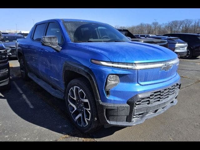 2025 Chevrolet Silverado EV RST — photo 1 of 11