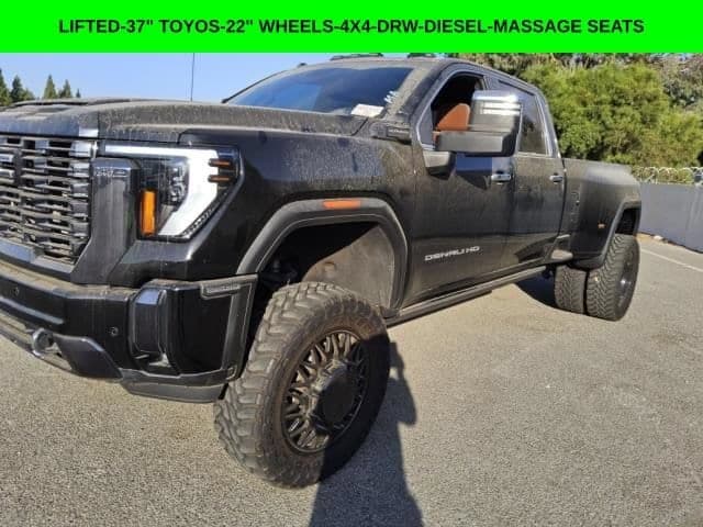 2024 GMC Sierra 3500HD Denali Ultimate — photo 1 of 10