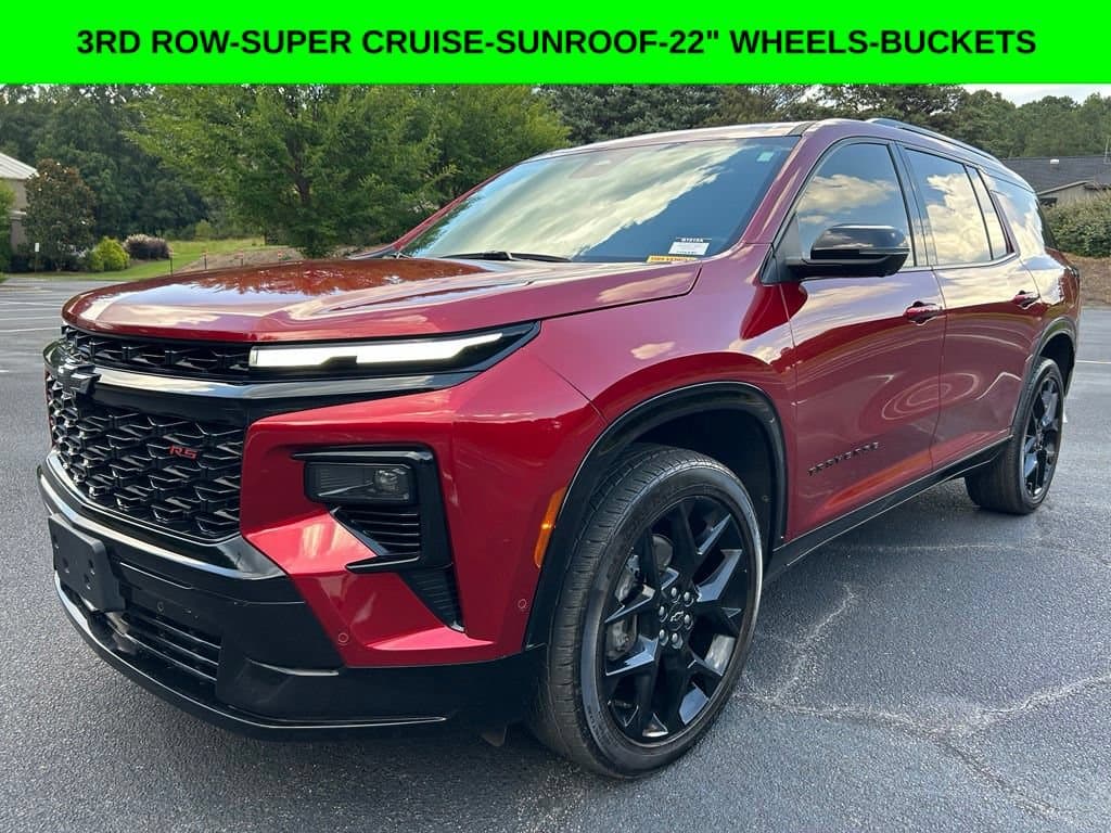 2024 Chevrolet Traverse RS — photo 1 of 67