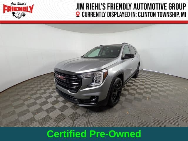 2023 GMC Terrain SLT — photo 1 of 35